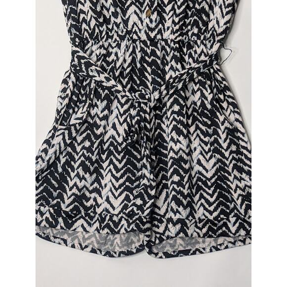 VENUS Womens Romper Size Small NWOT Goth, Emo, Punk, Rocker, Vacation, Summer - Picture 6 of 7